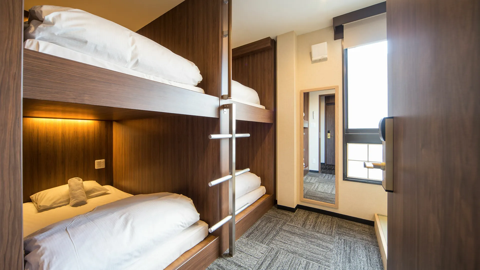 Mosaic Hostel Kyoto