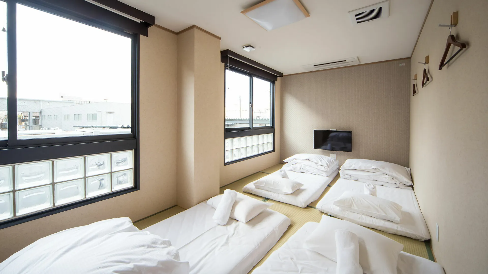 Mosaic Hostel Kyoto