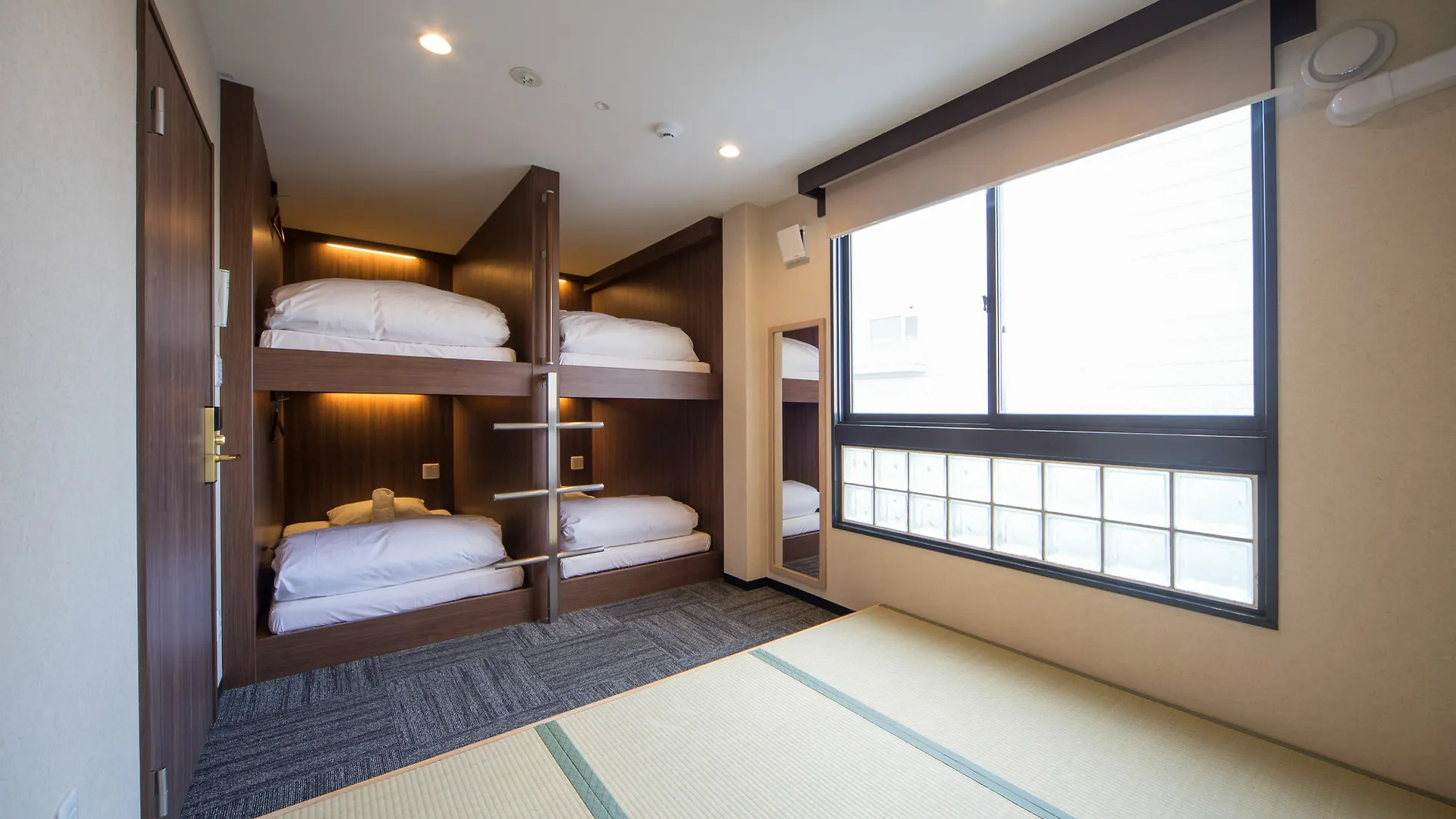 Mosaic Hostel Kyoto